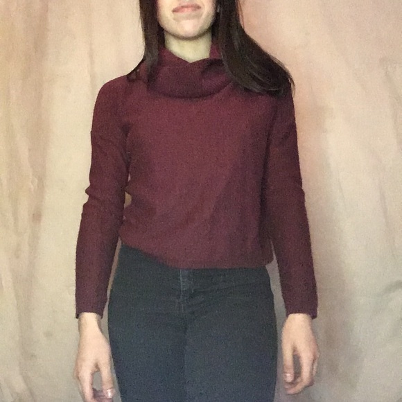 Cropped tunic neck top - Picture 5 of 5